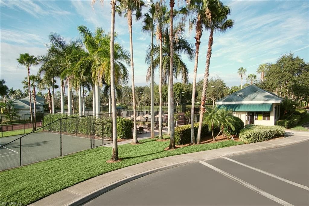 4740 Stratford CT # 1603, NAPLES FL 34105-20