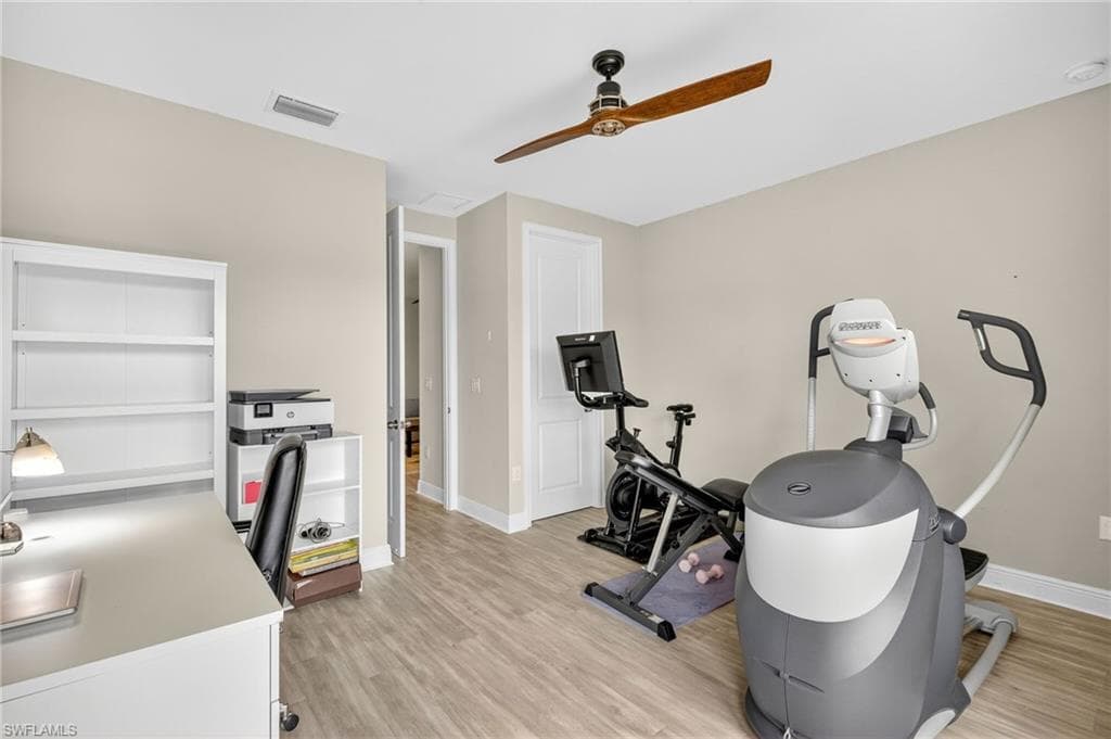 3604 Pilot CIR, NAPLES FL 34120-34