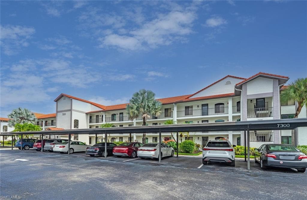 7300 Coventry CT # 606, NAPLES FL 34104-2