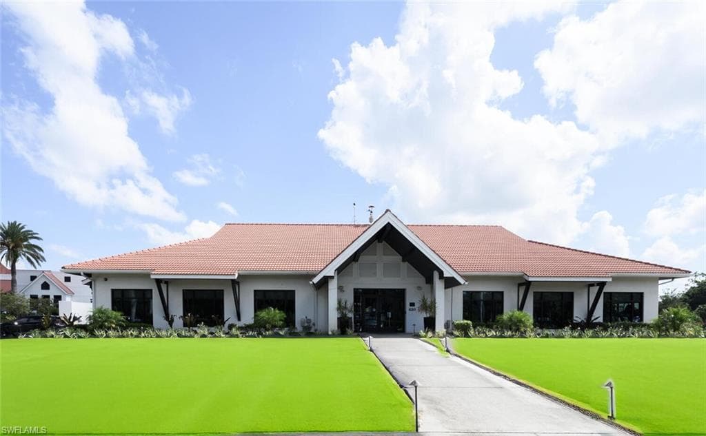 7300 Coventry CT # 606, NAPLES FL 34104-34