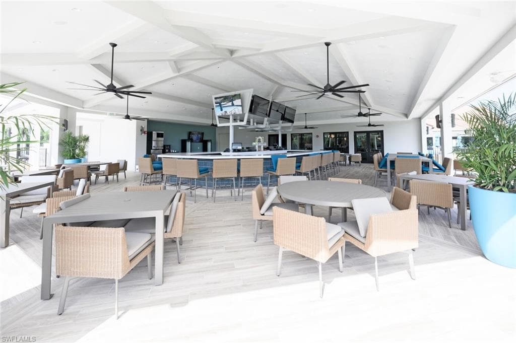 7300 Coventry CT # 606, NAPLES FL 34104-30