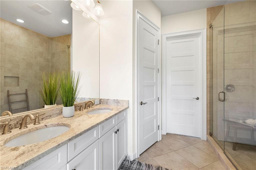 6565 Dominica DR # 201, NAPLES FL 34113-23