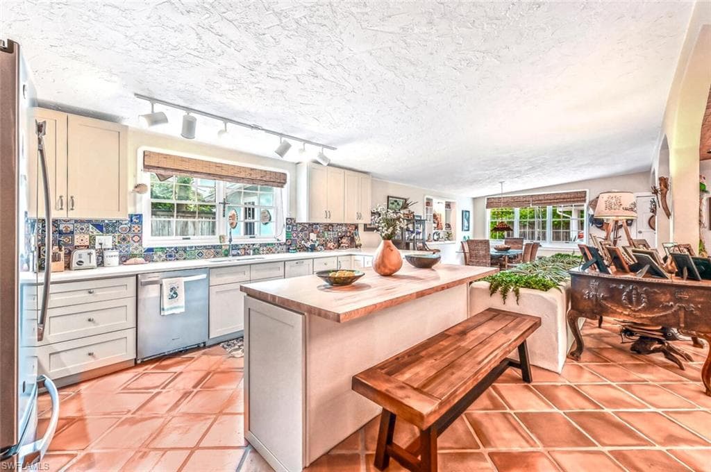 3113 Basin ST, NAPLES FL 34112-21