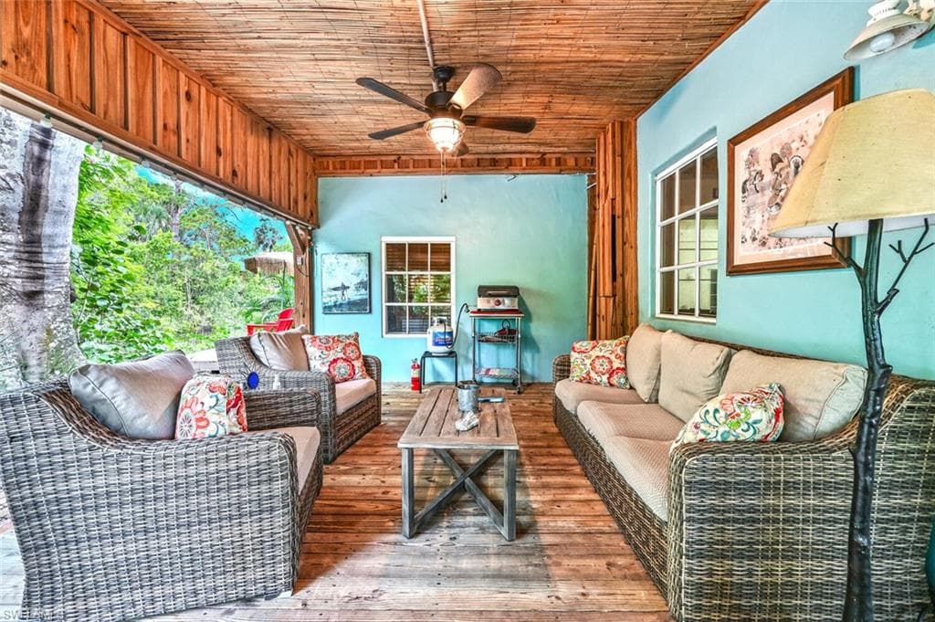 3113 Basin ST, NAPLES FL 34112-6