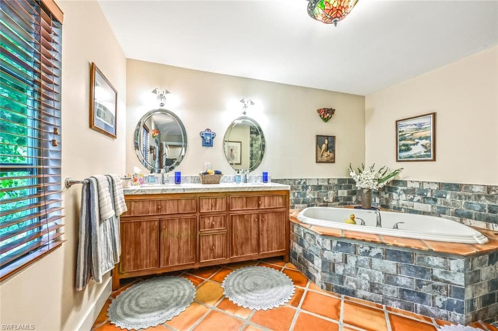 3113 Basin ST, NAPLES FL 34112-31