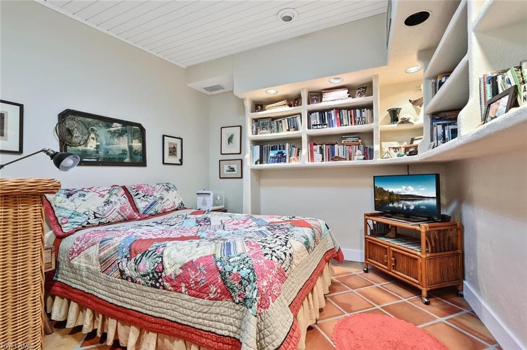 3113 Basin ST, NAPLES FL 34112-27