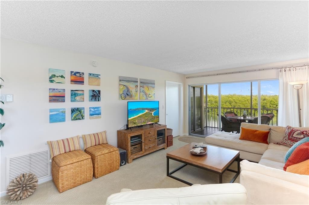 26371 Hickory BLVD # 304, BONITA SPRINGS FL 34134-6