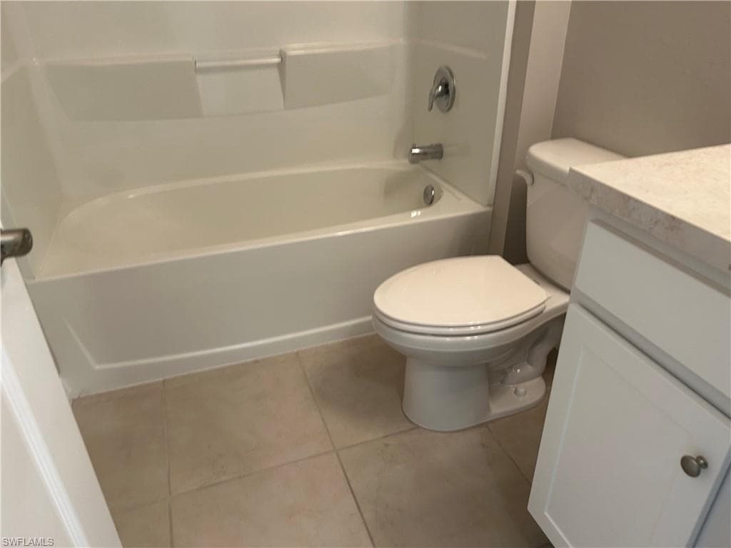 2549 Village Of Entrada ST, CAPE CORAL FL 33909-12