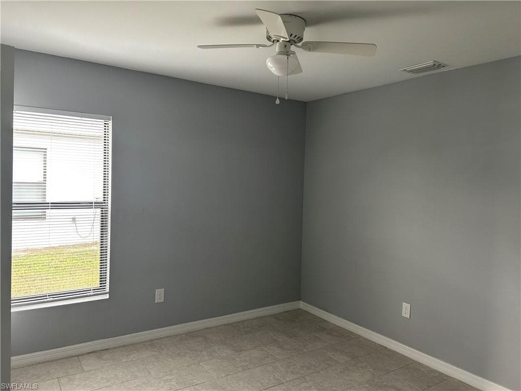 2549 Village Of Entrada ST, CAPE CORAL FL 33909-9