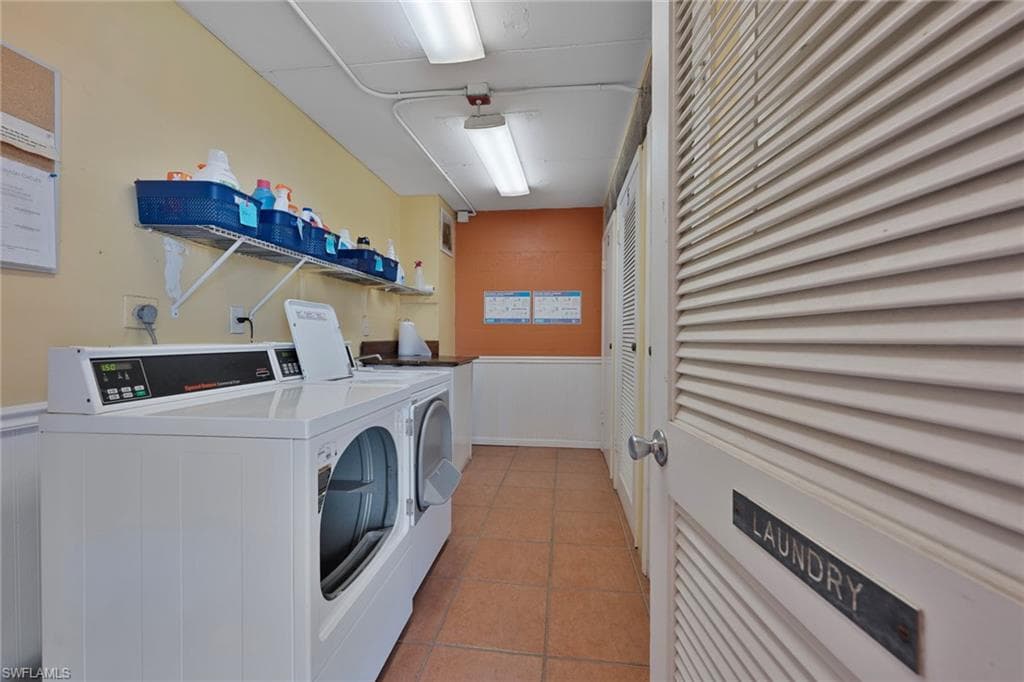 200 Pebble Beach BLVD # D501, NAPLES FL 34113-12