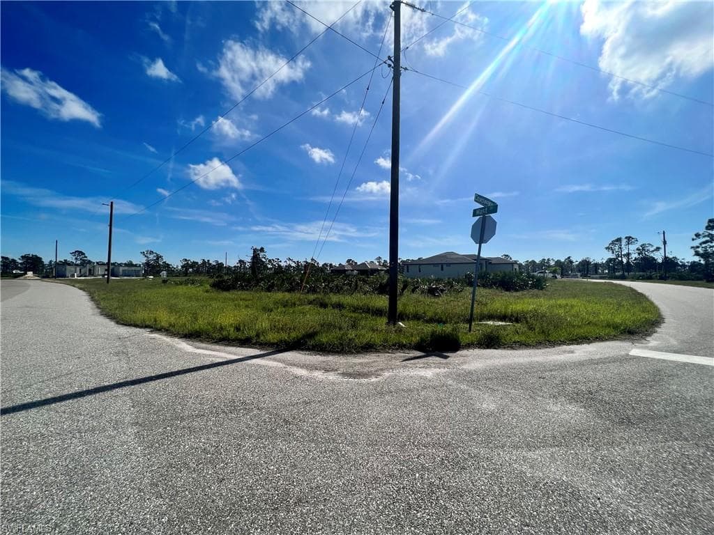 37 Mast DR, PLACIDA FL 33946-2