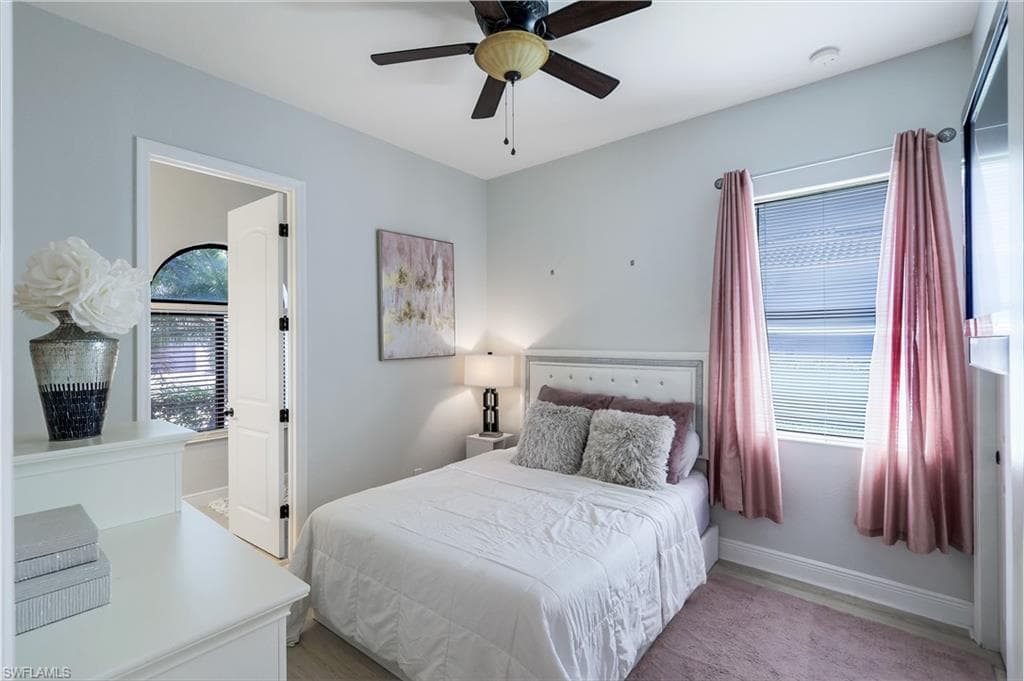 1685 Serrano CIR-22