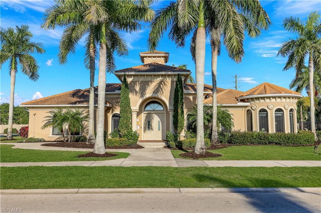 1685 Serrano CIR-41