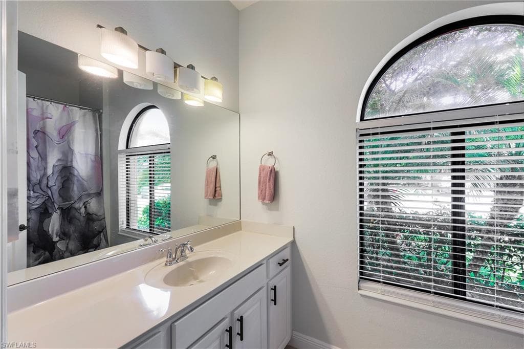 1685 Serrano CIR-23