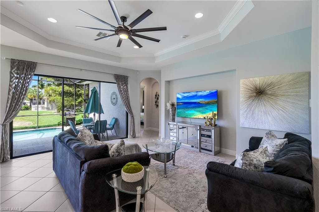1685 Serrano CIR-10