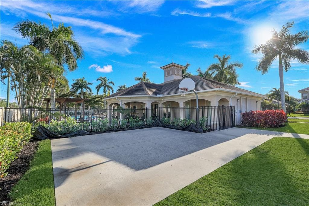 1685 Serrano CIR-43