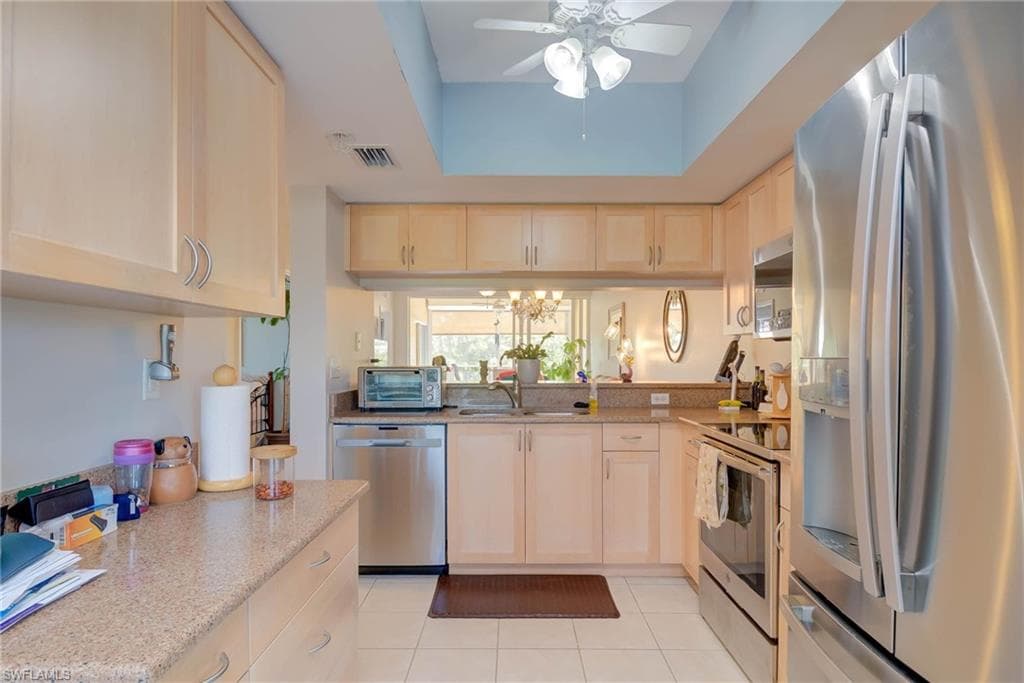 19851 Breckenridge DR # 401, ESTERO FL 33928-2