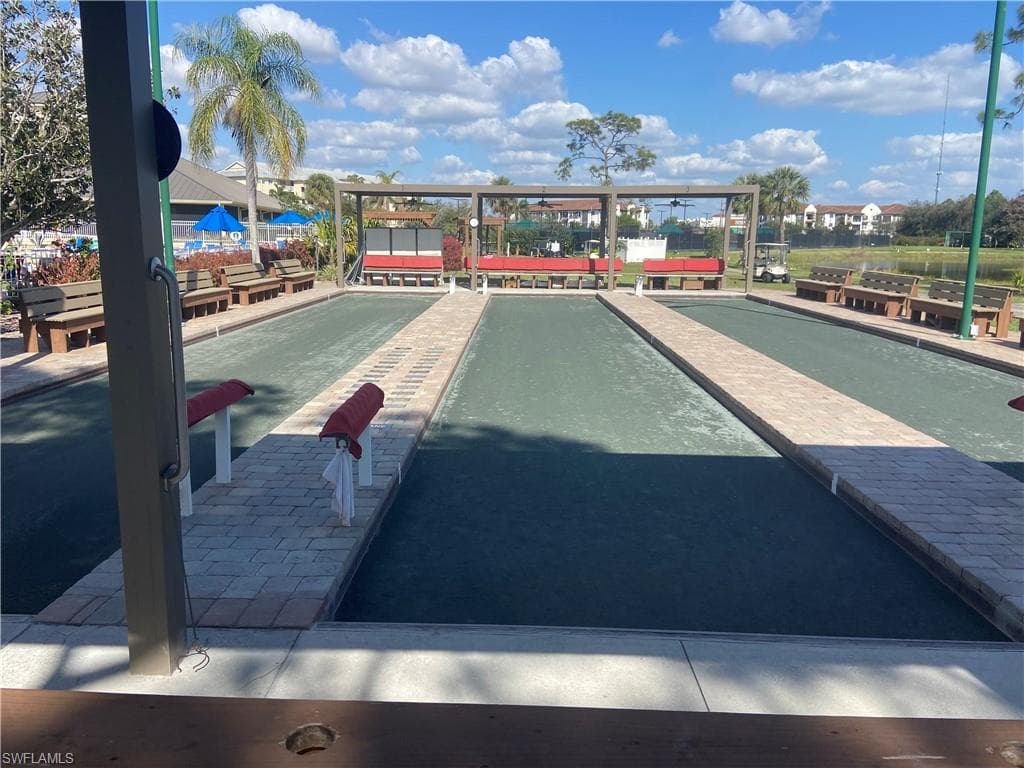 19851 Breckenridge DR # 401, ESTERO FL 33928-38