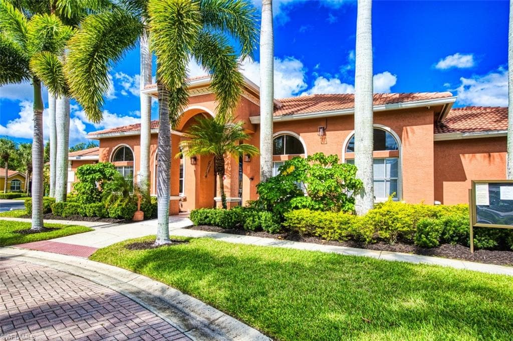 12129 Lucca ST # 102, FORT MYERS FL 33966-36