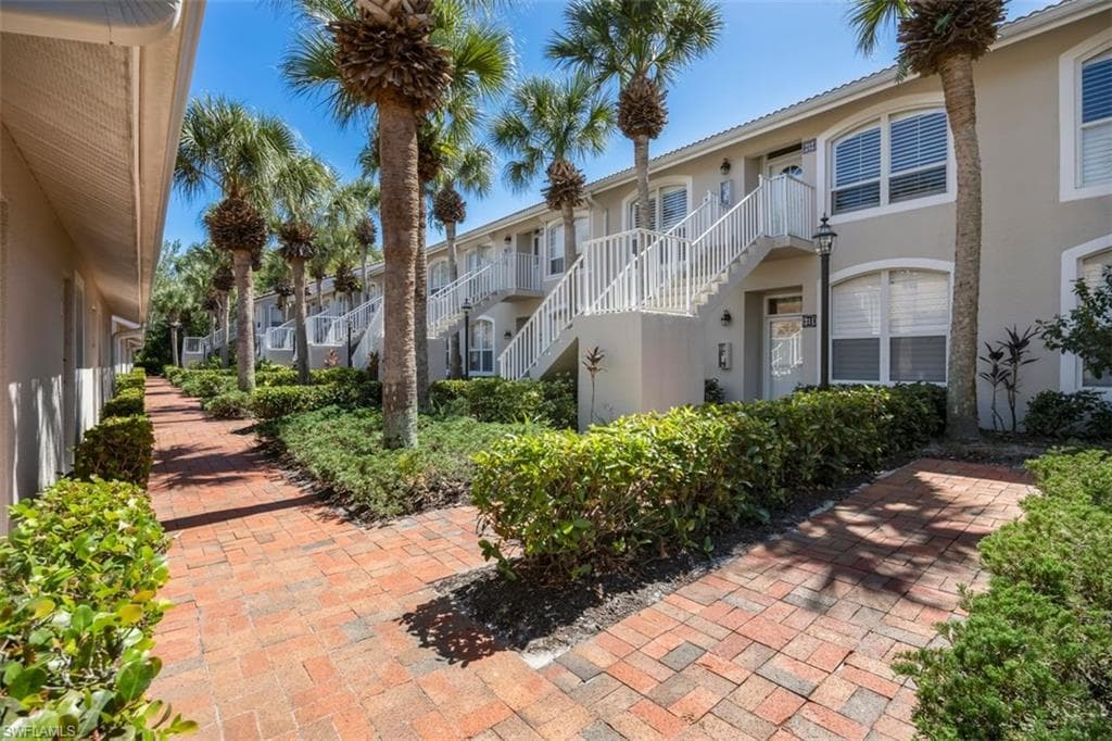 14530 Red Fox RUN # 212, NAPLES FL 34110-22