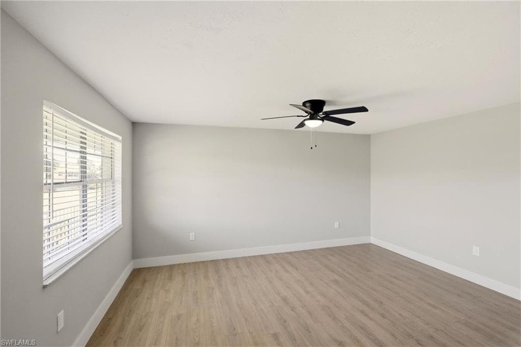 3325 Airport RD N # S8, NAPLES FL 34105-4