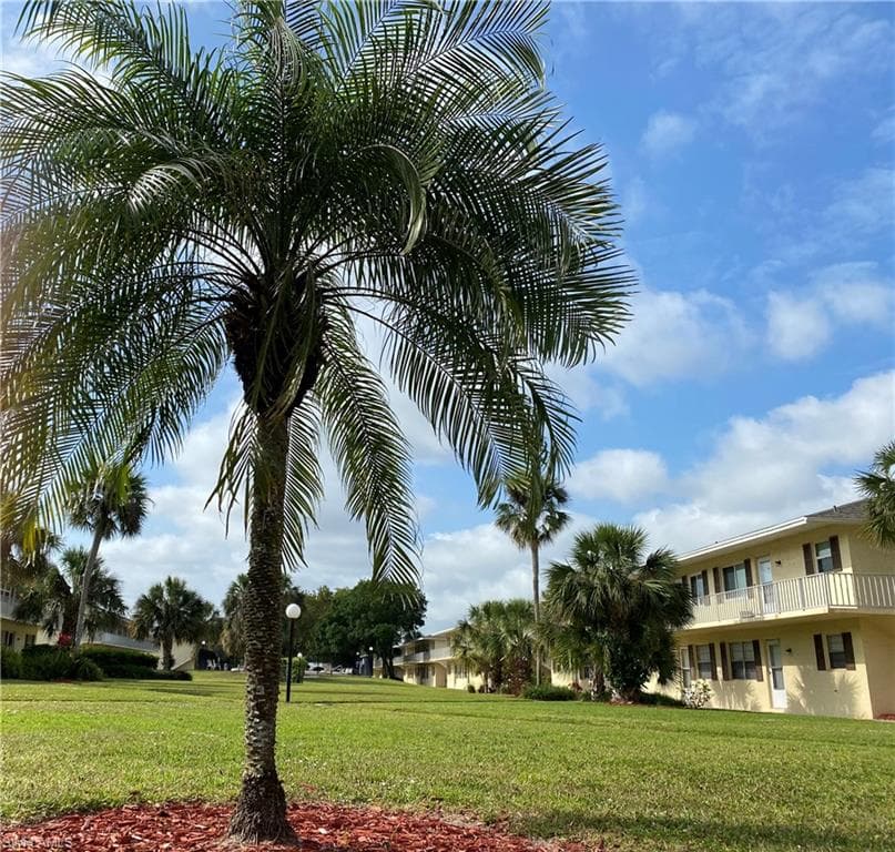 3325 Airport RD N # S8, NAPLES FL 34105-30