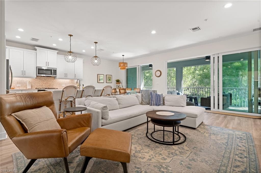 2280 Priory LN # 1106, NAPLES FL 34120-4