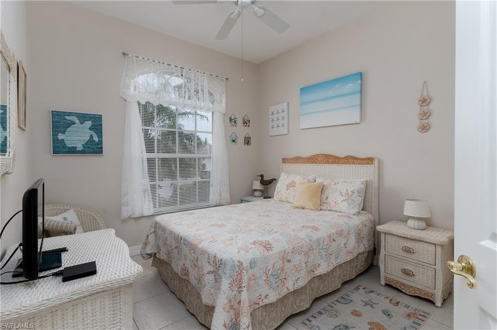 28452 Del Lago WAY, BONITA SPRINGS FL 34135-15