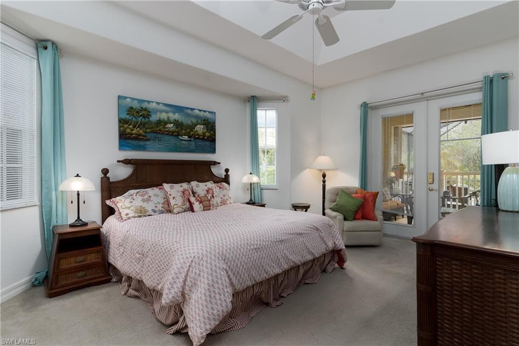 28452 Del Lago WAY, BONITA SPRINGS FL 34135-9