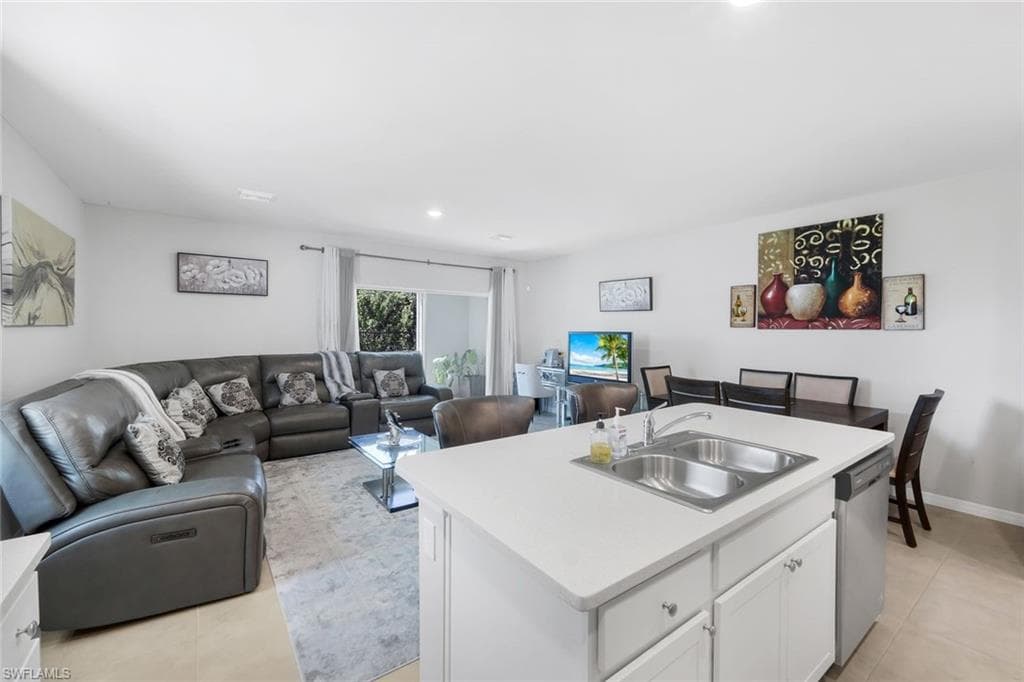 15171 Wildflower CIR, NAPLES FL 34119-6