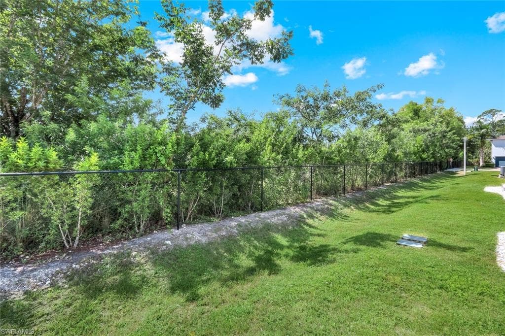 15171 Wildflower CIR, NAPLES FL 34119-37