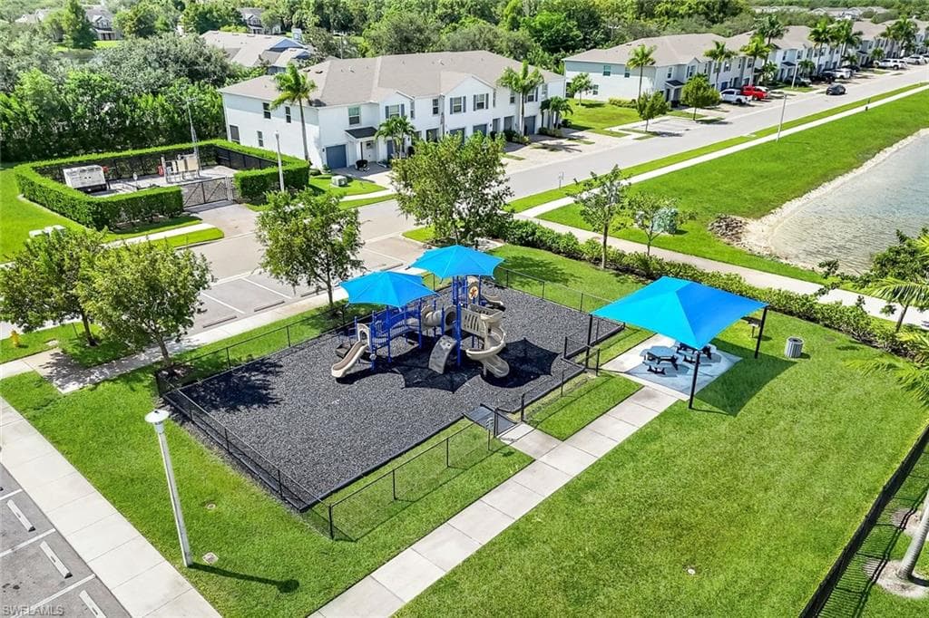 15171 Wildflower CIR, NAPLES FL 34119-34
