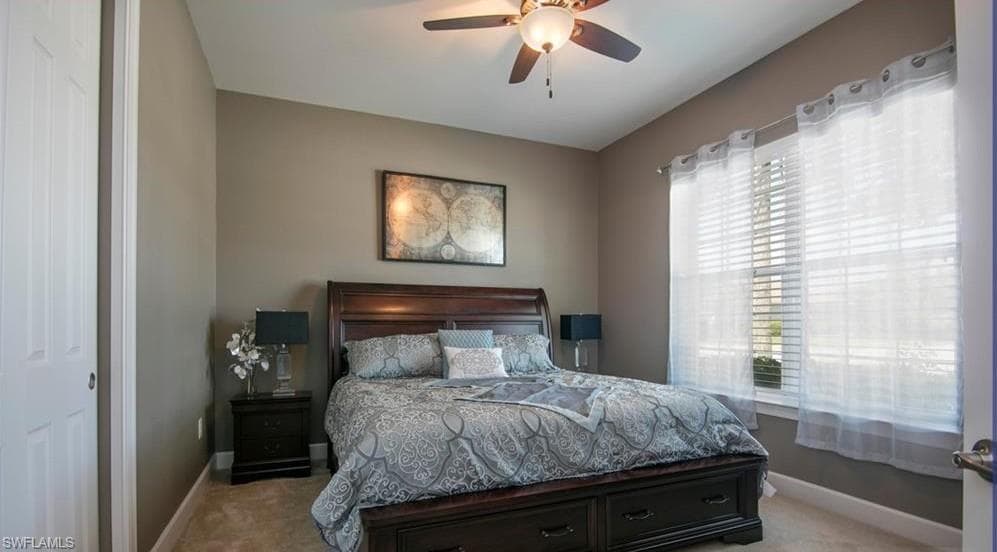 8198 Valiant DR, NAPLES FL 34104-6