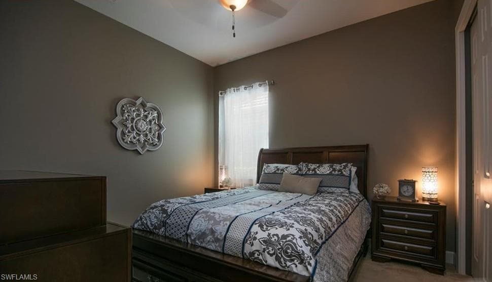 8198 Valiant DR, NAPLES FL 34104-7