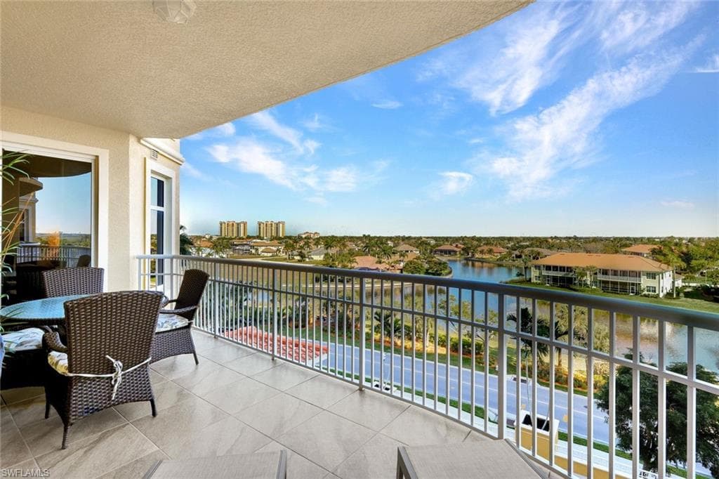 6021 Silver King BLVD # 305, CAPE CORAL FL 33914-25