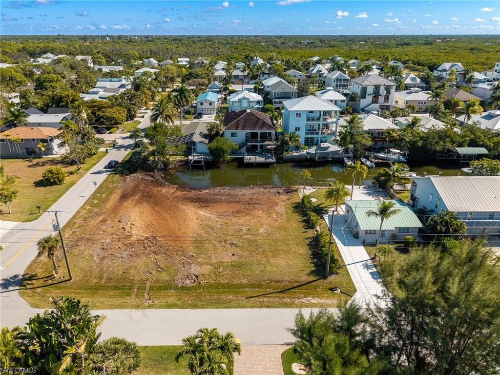 1292 Venetian WAY, NAPLES FL 34110-21