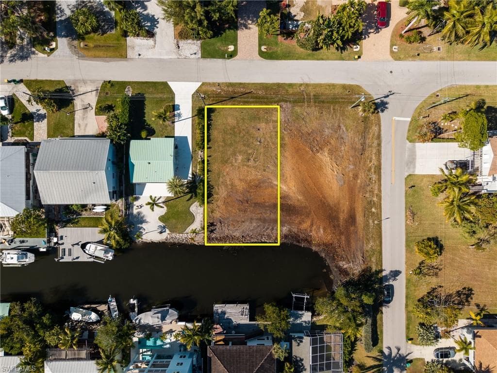 1292 Venetian WAY, NAPLES FL 34110-32