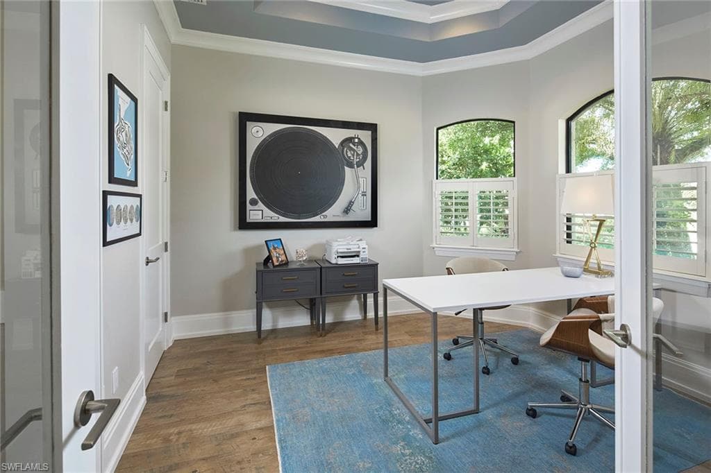 2863 Coco Lakes DR, NAPLES FL 34105-22