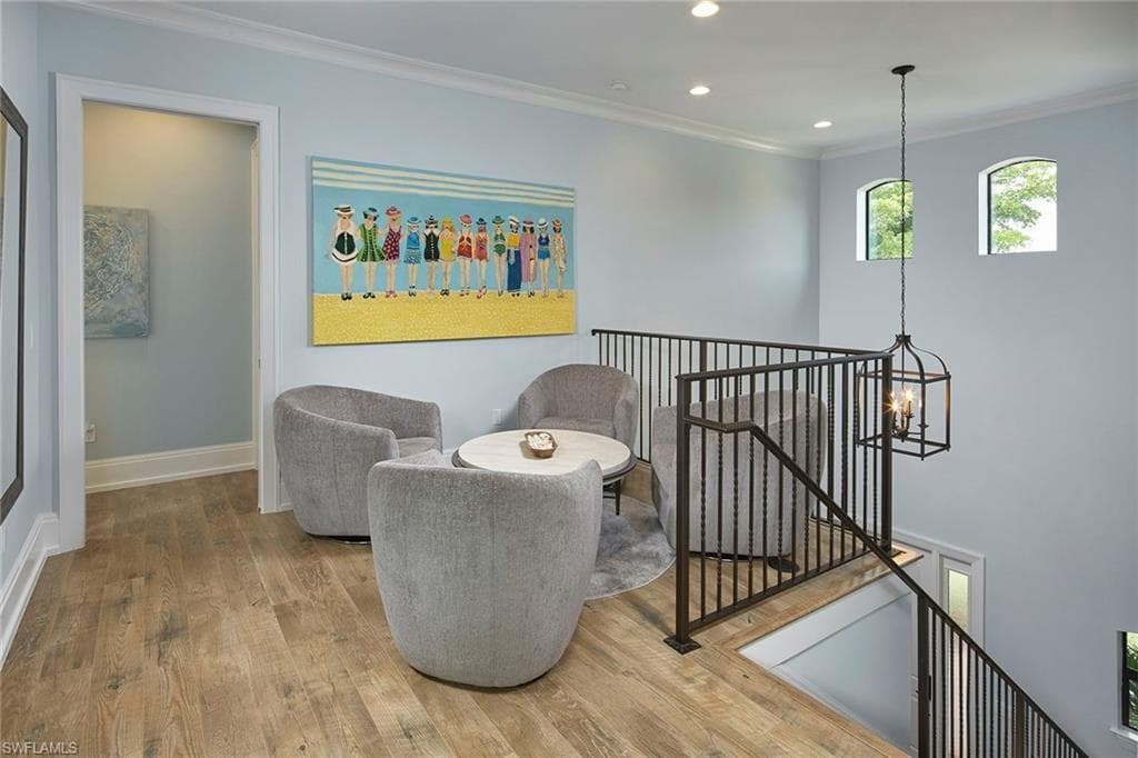 2863 Coco Lakes DR, NAPLES FL 34105-24