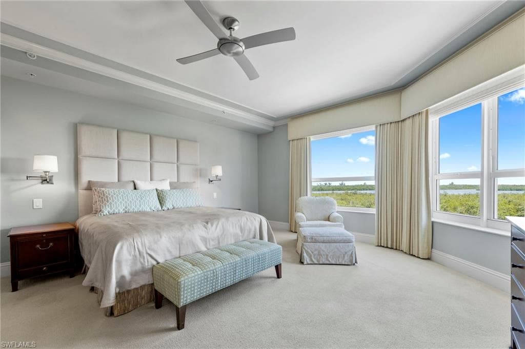 285 GRANDE WAY # 404, NAPLES FL 34110-3