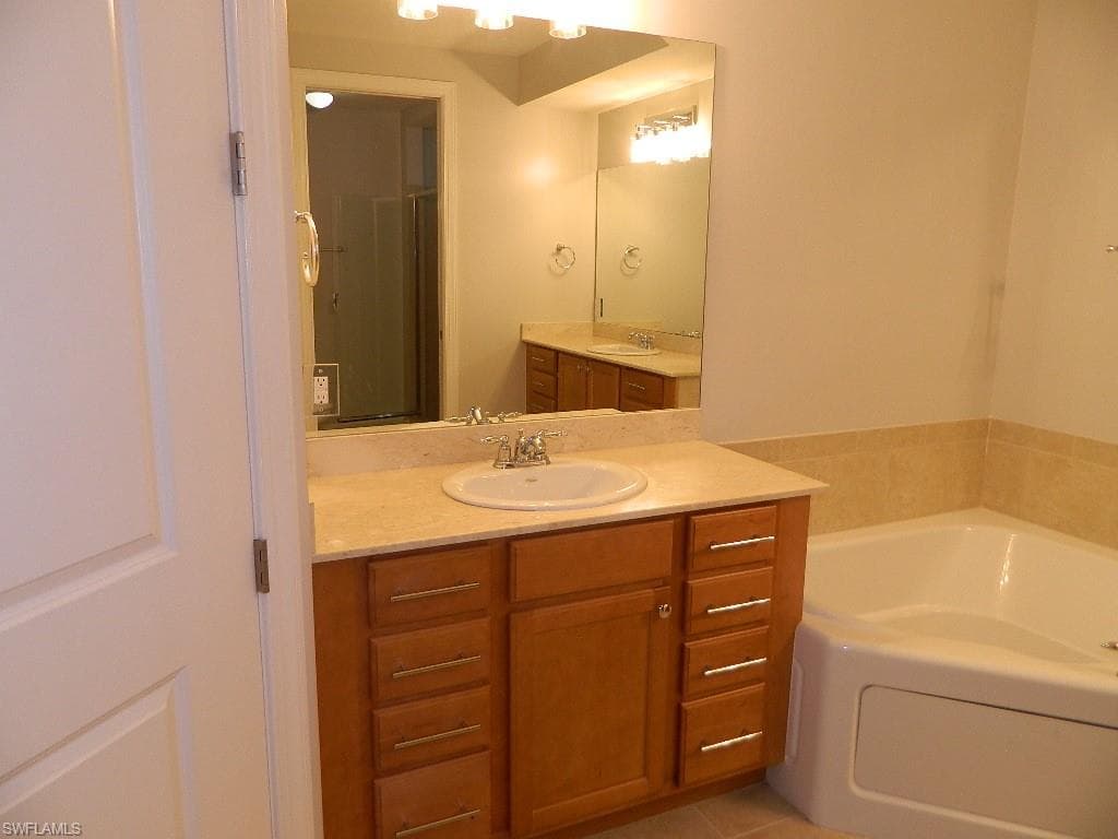 23159 Amgci WAY # 3109, ESTERO FL 33928-22