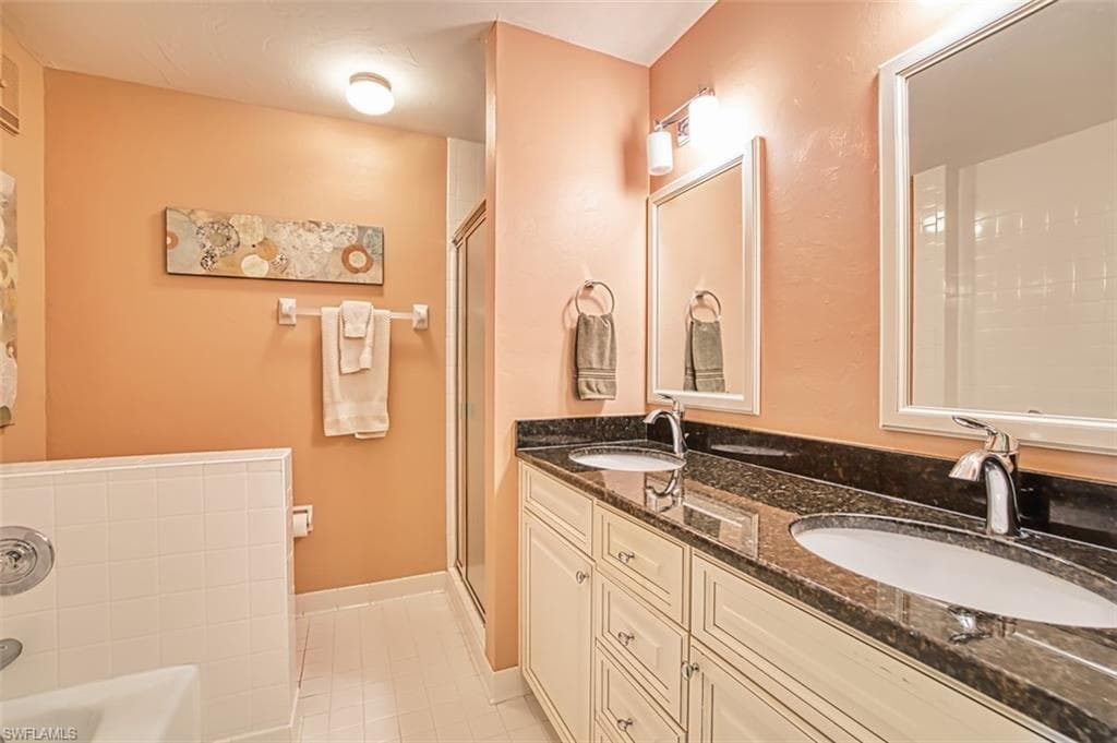 7121 Golden Eagle CT # 612, FORT MYERS FL 33912-15