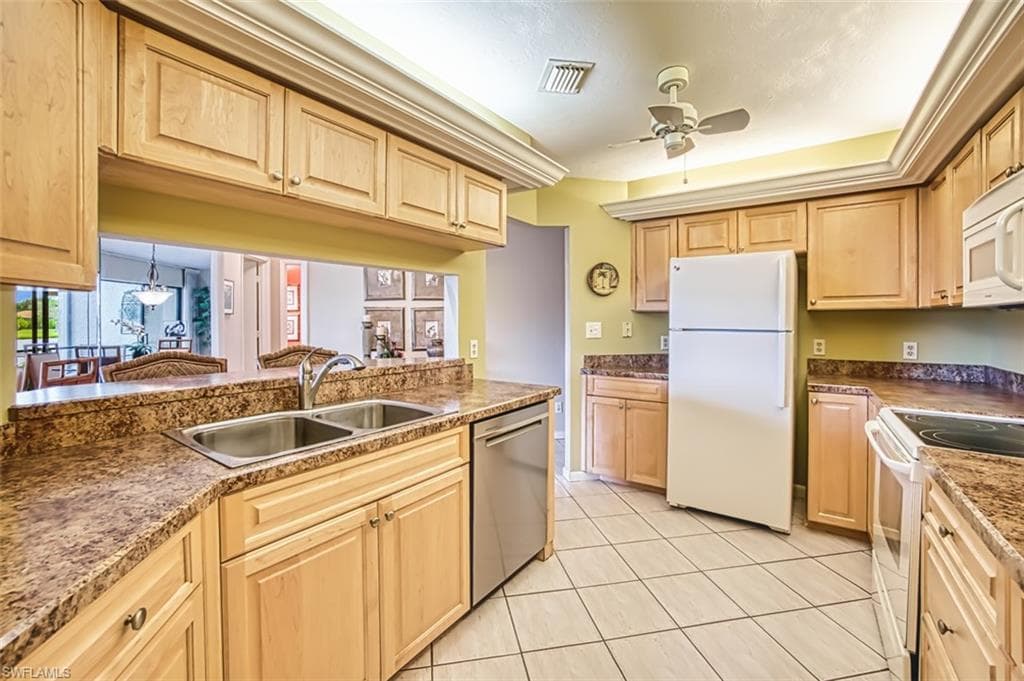 7121 Golden Eagle CT # 612, FORT MYERS FL 33912-10