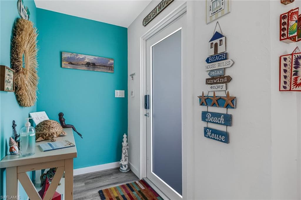 724 100th AVE N, NAPLES FL 34108-2