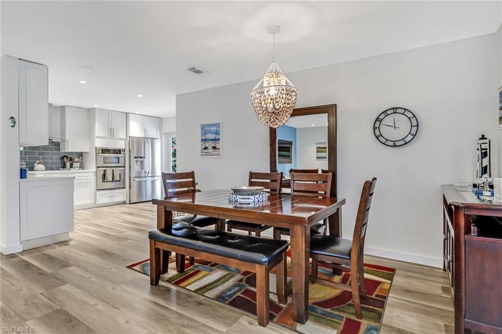 724 100th AVE N, NAPLES FL 34108-3