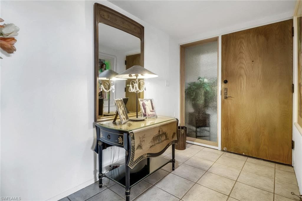 5260 S Landings DR # 605, FORT MYERS FL 33919-27