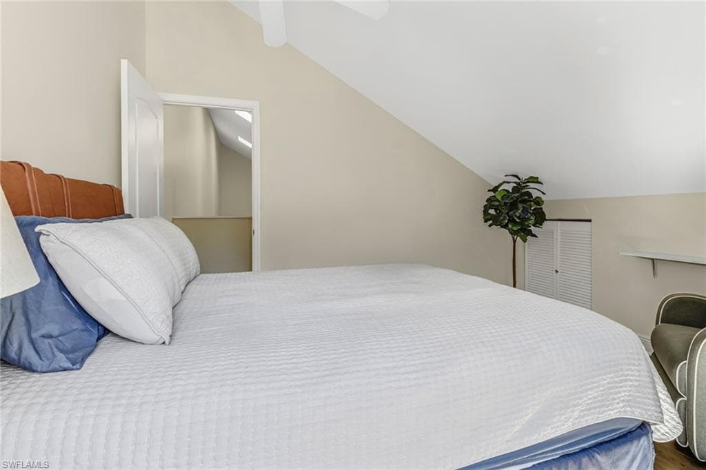 4325 Covey CIR # 10B, NAPLES FL 34109-23