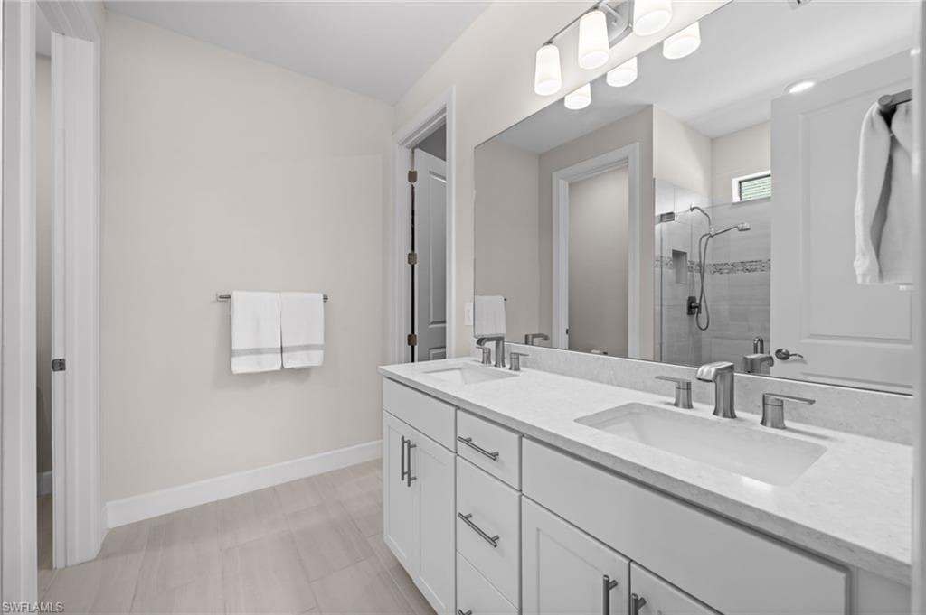 3663 Passion Vine DR, ALVA FL 33920-8