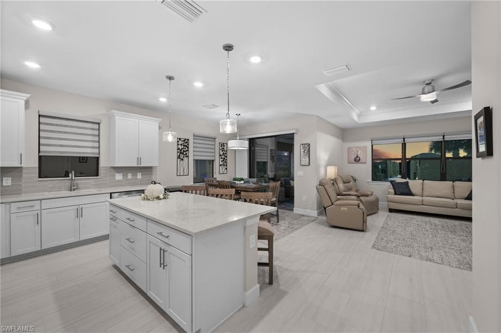 3663 Passion Vine DR, ALVA FL 33920-3