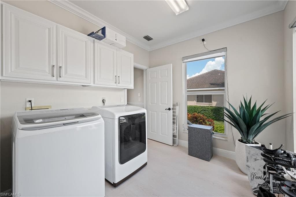 5550 Harborage DR, FORT MYERS FL 33908-29